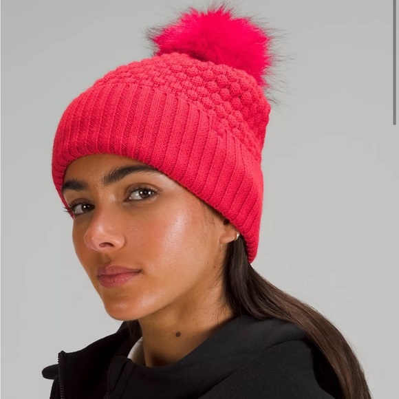 lululemon athletica Accessories - Lululemon LIMITED EDITION Knit Pom Beanie Hat